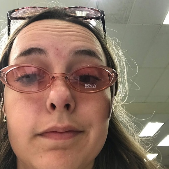 Meet your Posher, Madeline - Picture 1 of 1